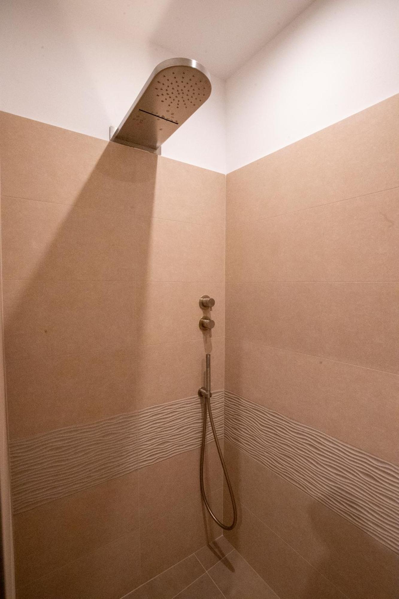 Albergo Cane Dozza Bagian luar foto